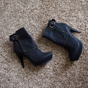 3" black heeled booties